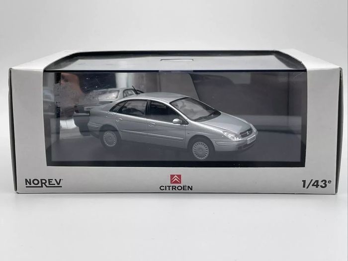 Coffret Citroën C5 1/43 Norev