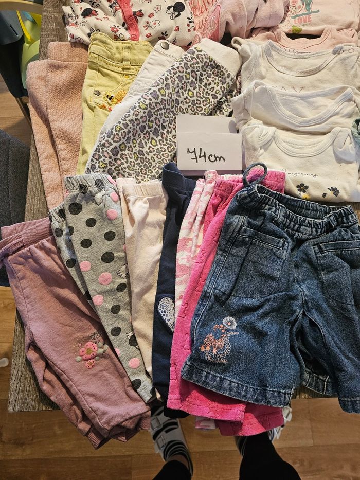 Lot de vêtements - photo numéro 3