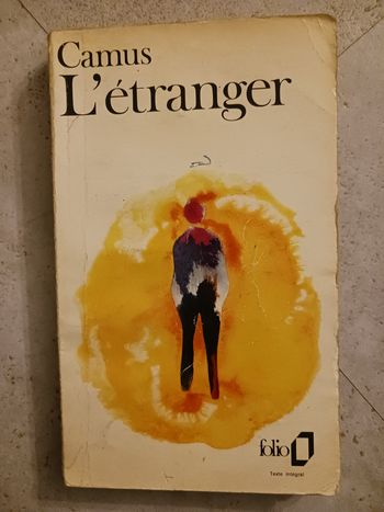 livre l'étranger Camus