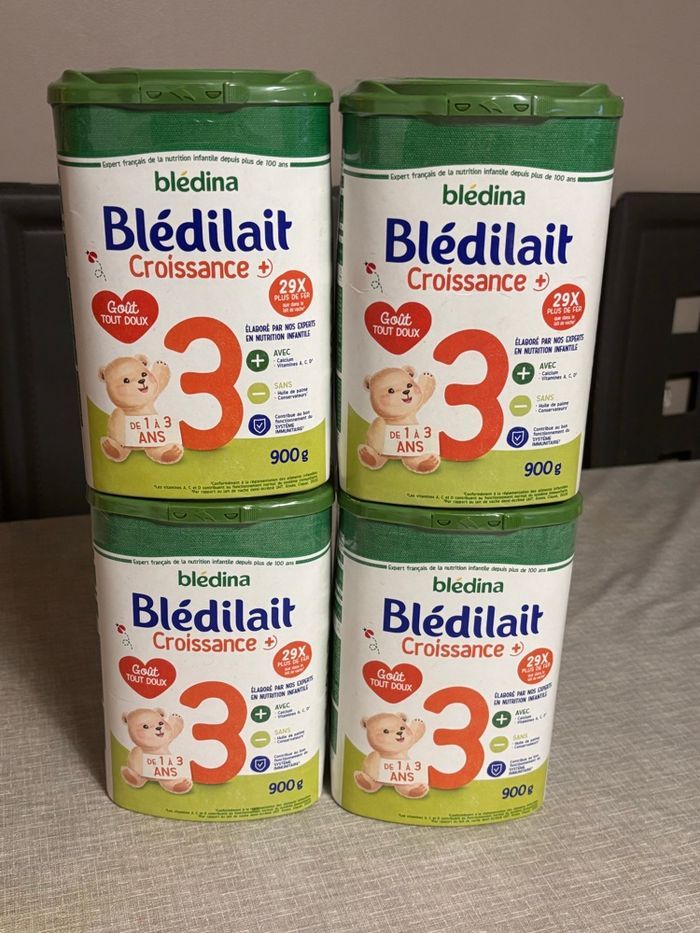 Lait bledilait croissance 3 em âge 4 boites