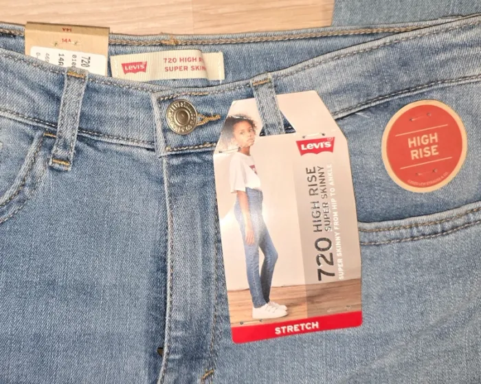 Jean Super Skinny, Levi's, 14 ans. Neuf - photo numéro 3