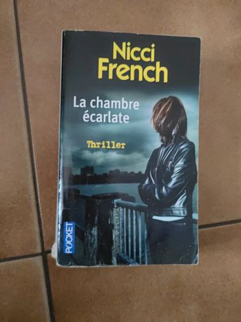 La chambre écarlate