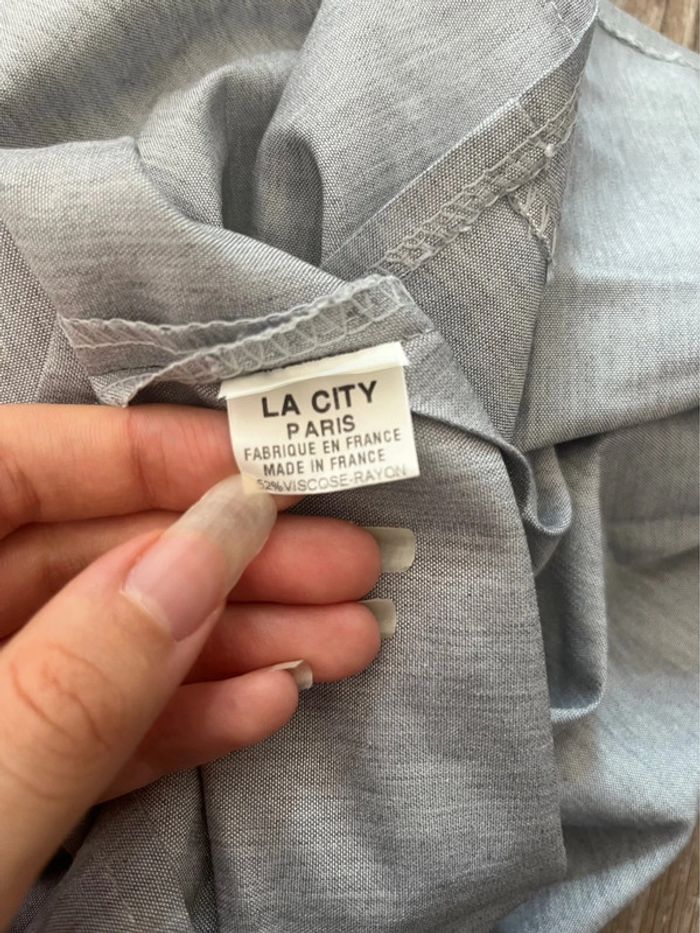 Chemise sans manches, gris clair chiné, bouton argenté, LA CITY, taille 2, fabriqué en France - photo numéro 6