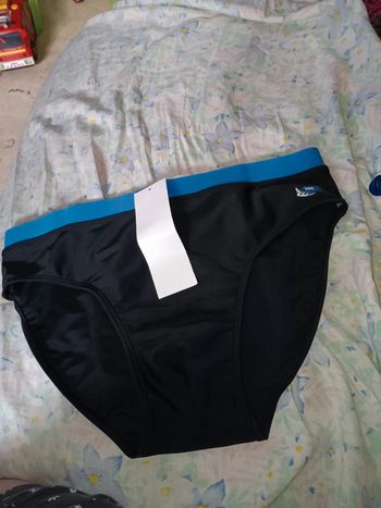 Maillot de bain t.L avec étiquette sans marque