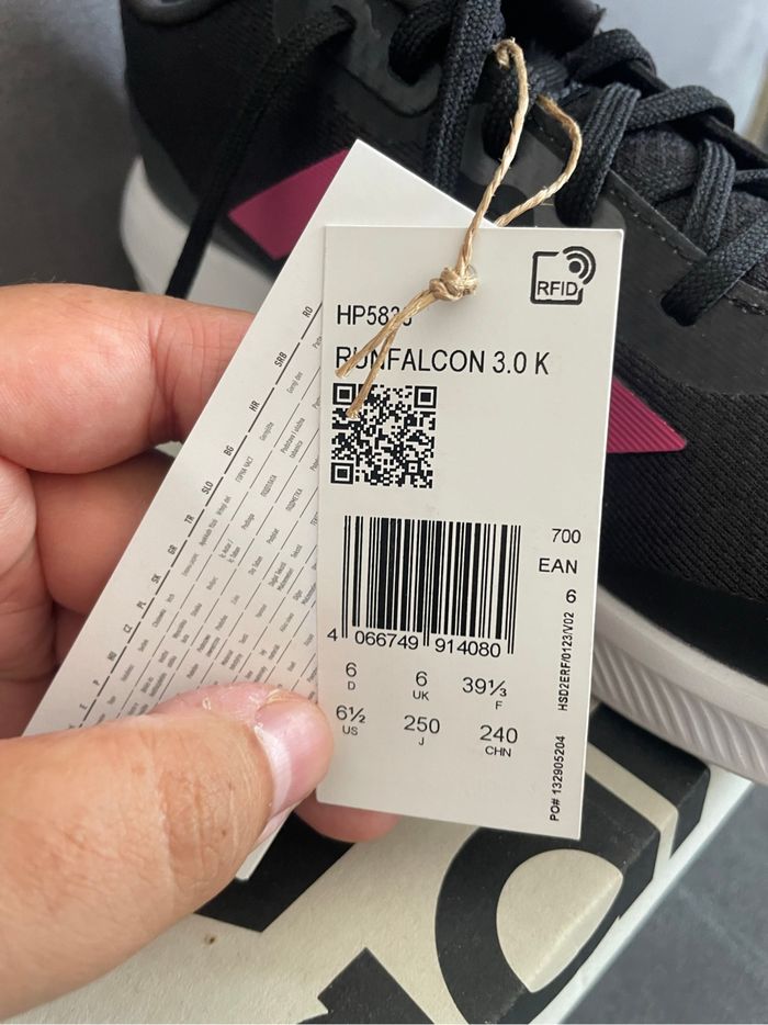 Adidas Runfalcon - Taille 39 - Neuf - photo numéro 4