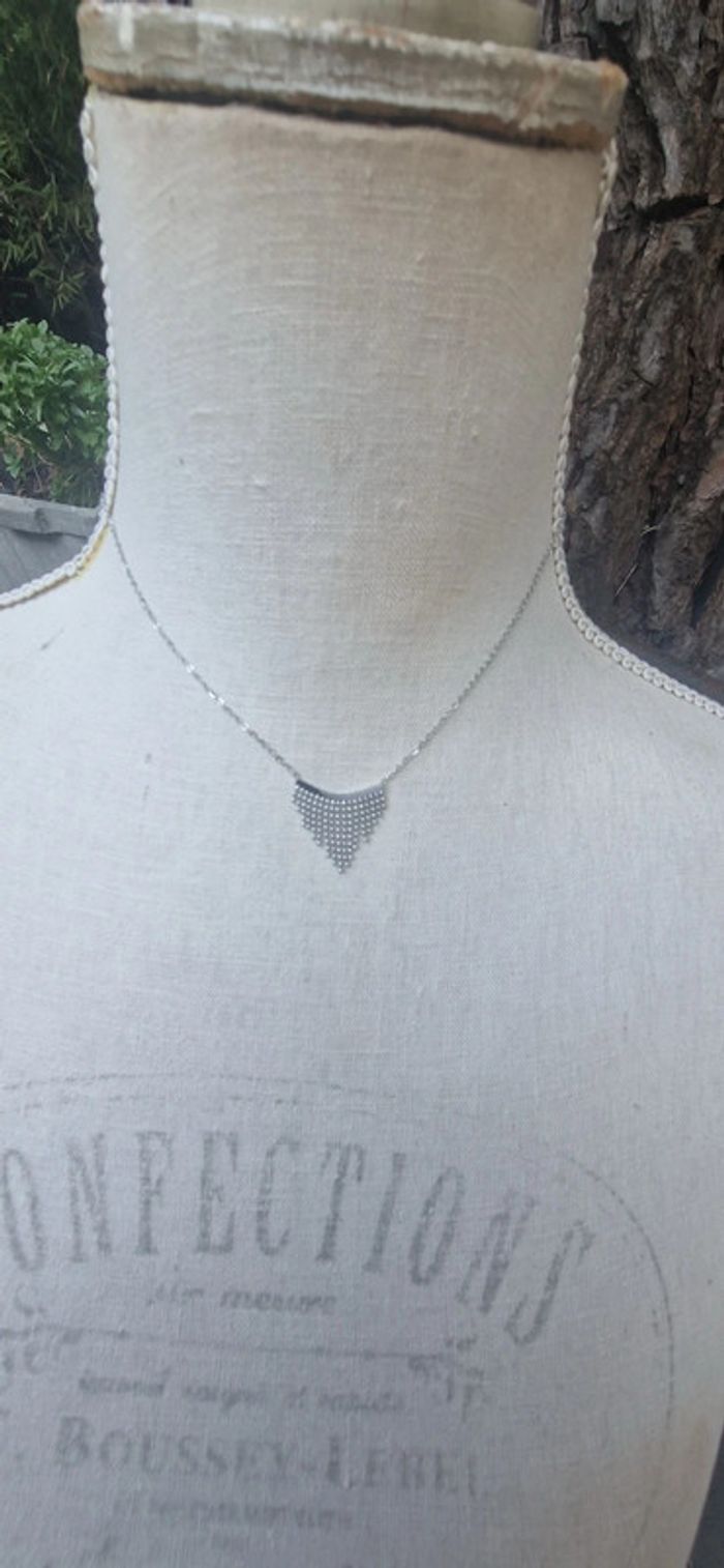 Collier réglable acier inoxydable or V en petite chaînes boules