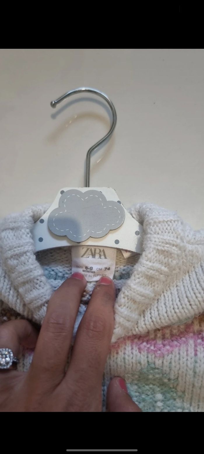 Pull zara bébé taille 6-9 mois - photo numéro 2