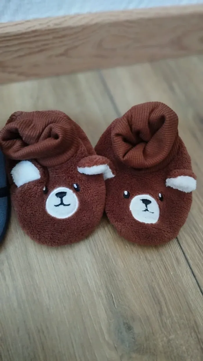 Lot chaussons - photo numéro 2