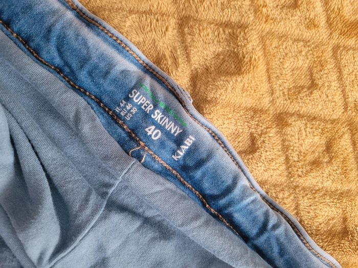 Jeans grossesse de marque kiabi - photo numéro 2