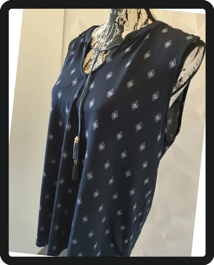 Blouse sans manche - photo numéro 2