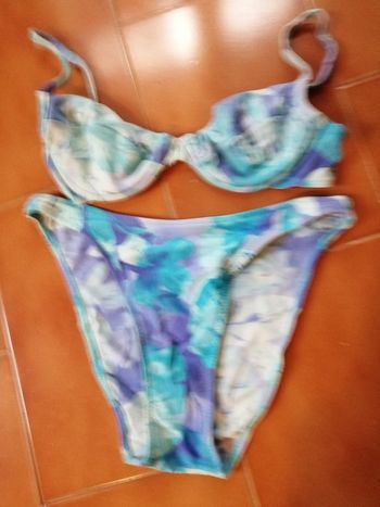 Maillot de bain 2 pièces imprimé Taille 38/40 Luisella