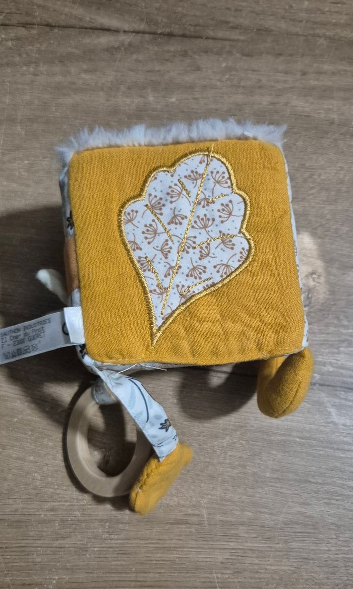 Cube d'activités tissus Promenons-nous - photo numéro 6