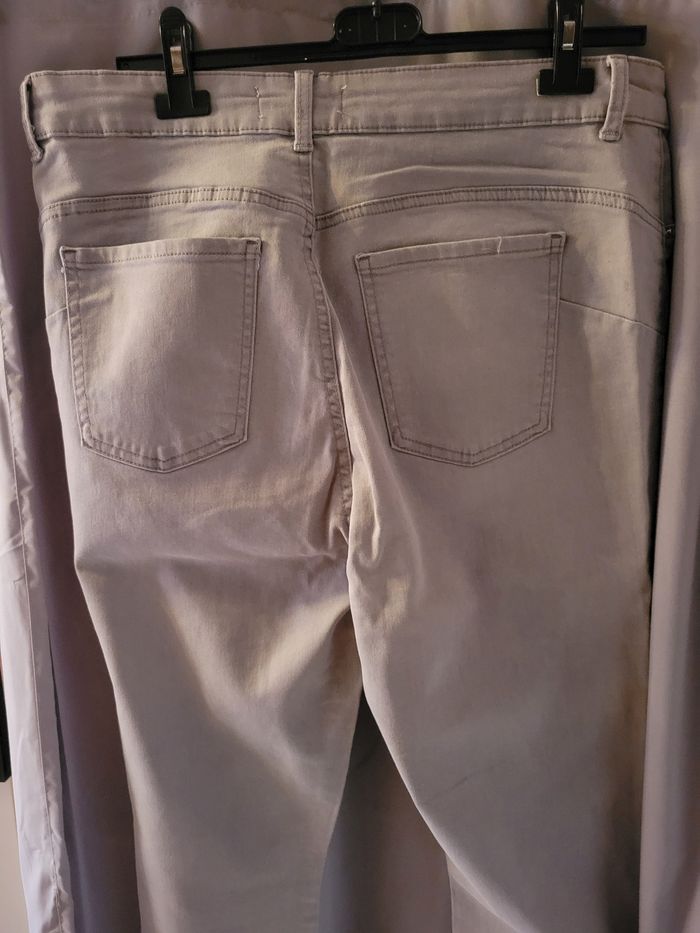 Jean femme - photo numéro 3