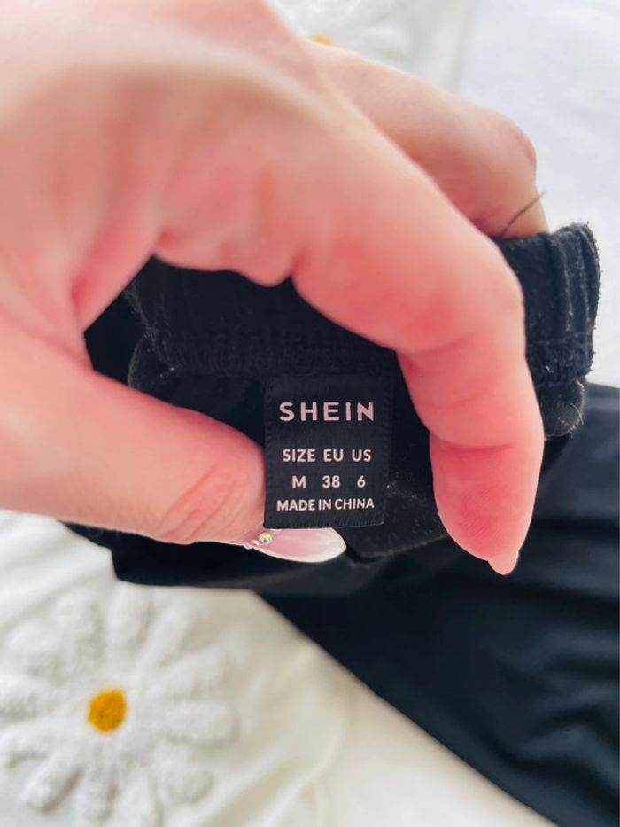 Leggins de grossesse noir taille M ou 38 Shein - photo numéro 4