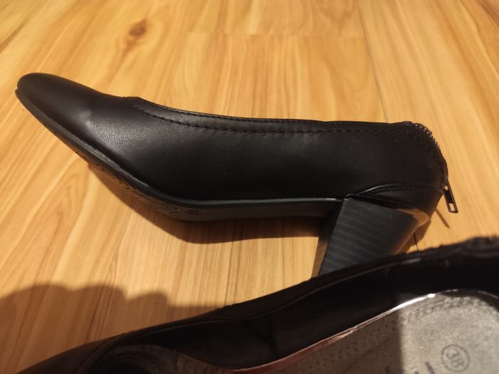 Escarpins neufs - photo numéro 2