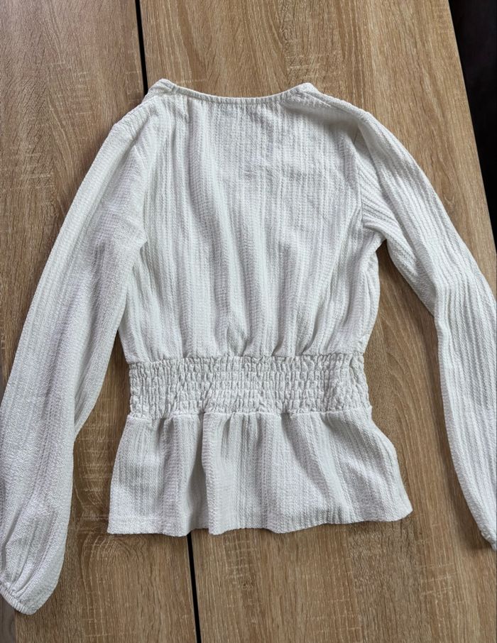 Blouse blanche manches longues Kiabi très bon état - photo numéro 3