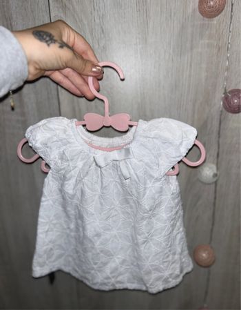 Robe blanche bébé fille
