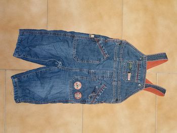 Salopette Jean bleu et rouge 9mois