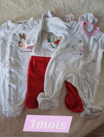 Lot de pyjamas