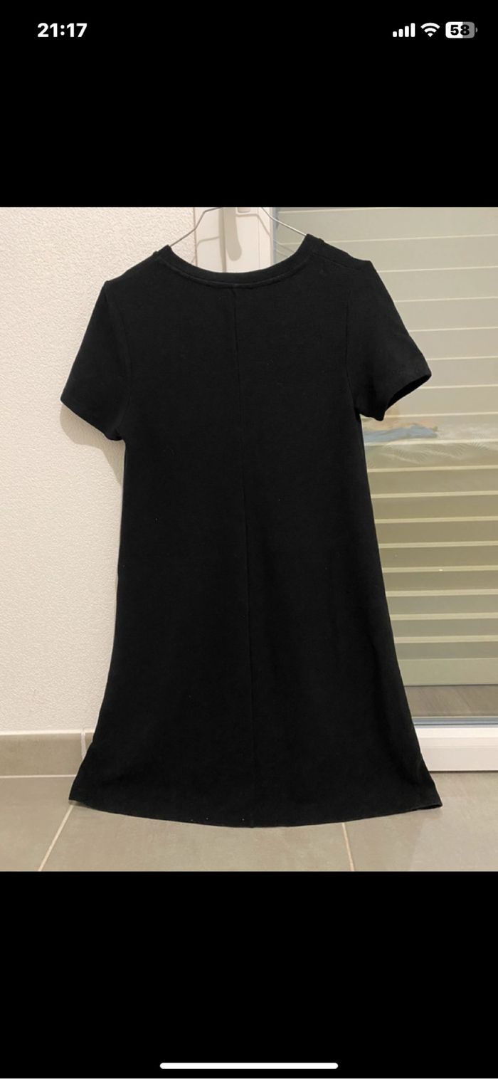 Robe noir - photo numéro 4