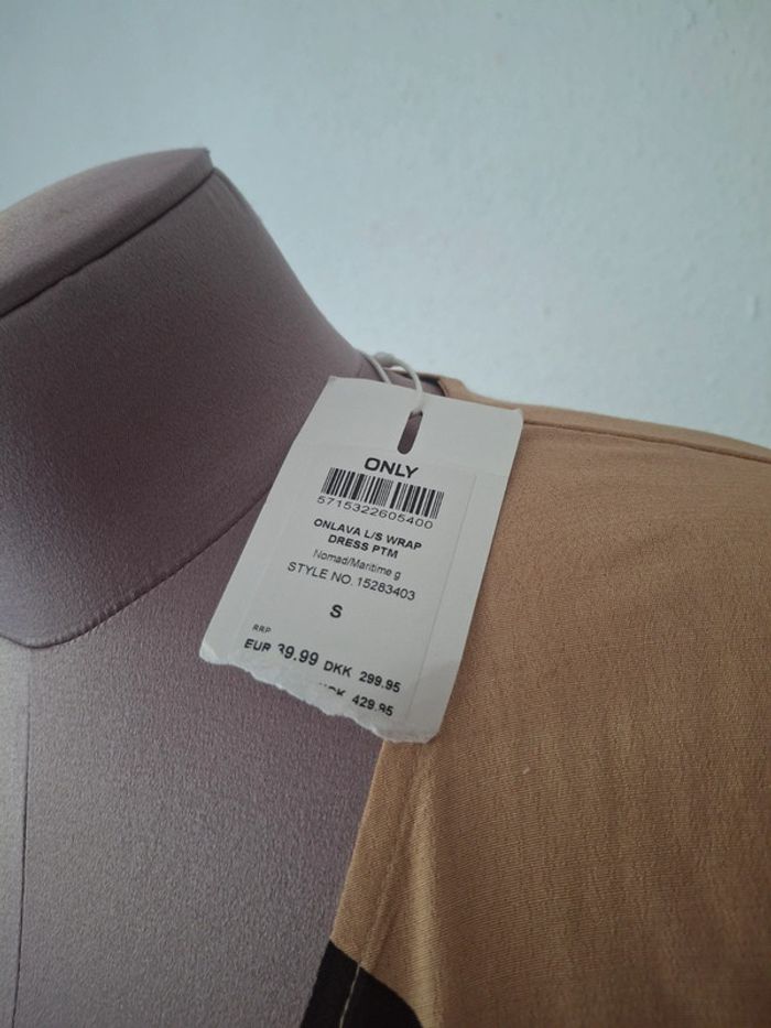 Robe Only S neuve - photo numéro 3