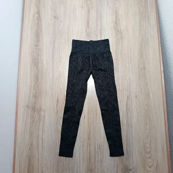 Legging gymshark femme xs gris foncé noir - photo numéro 3