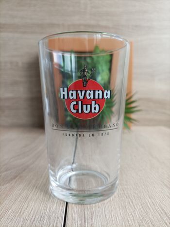 Verre Havana club 