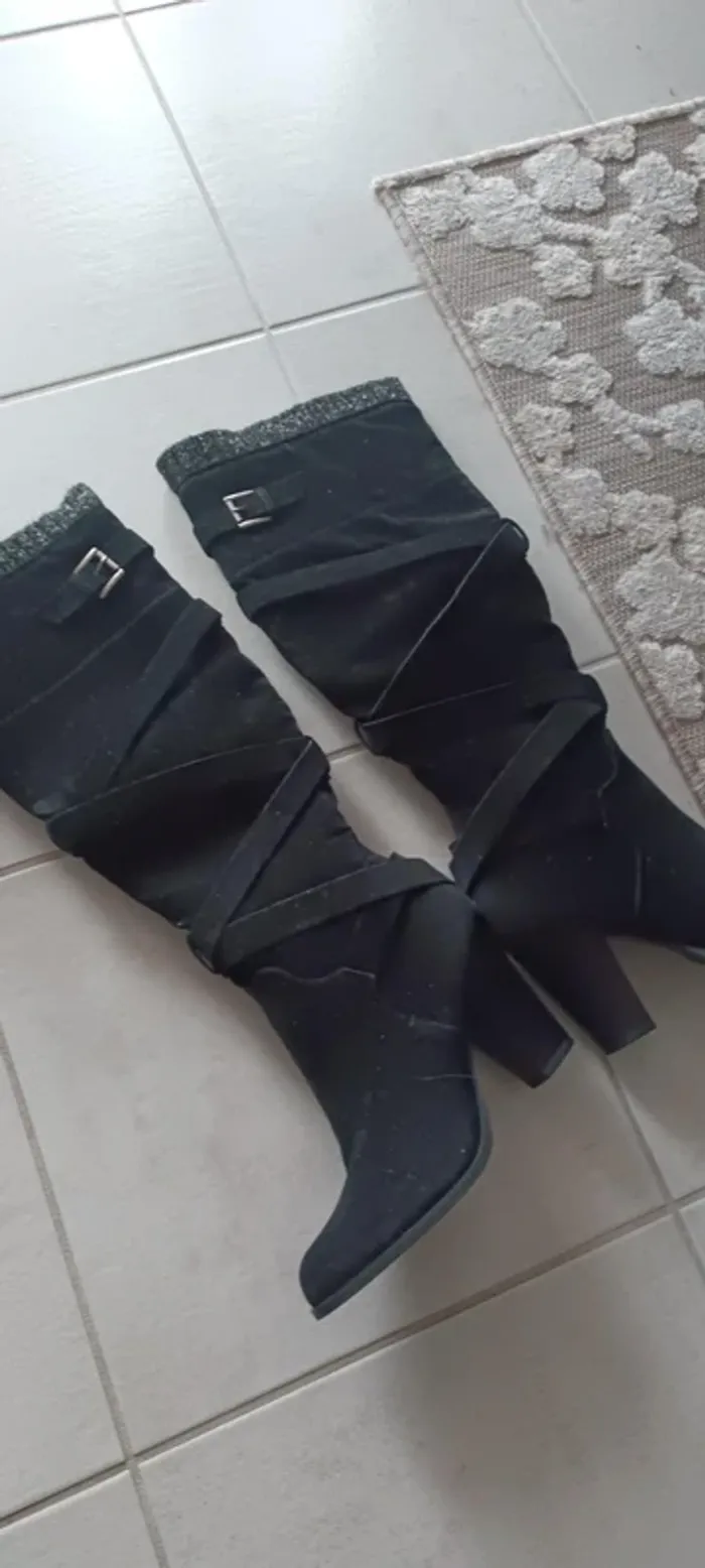 Bottes montantes talon - photo numéro 3