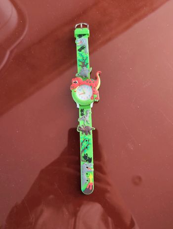 Montre dinosaure