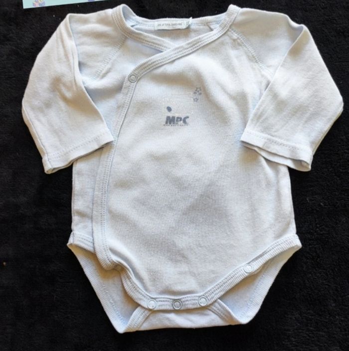 Lot 9 bodies manches longues 6 mois - photo numéro 5