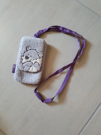 Etui porte-téléphone