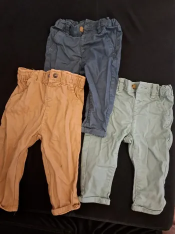 Lot 3 pantalons 9 mois