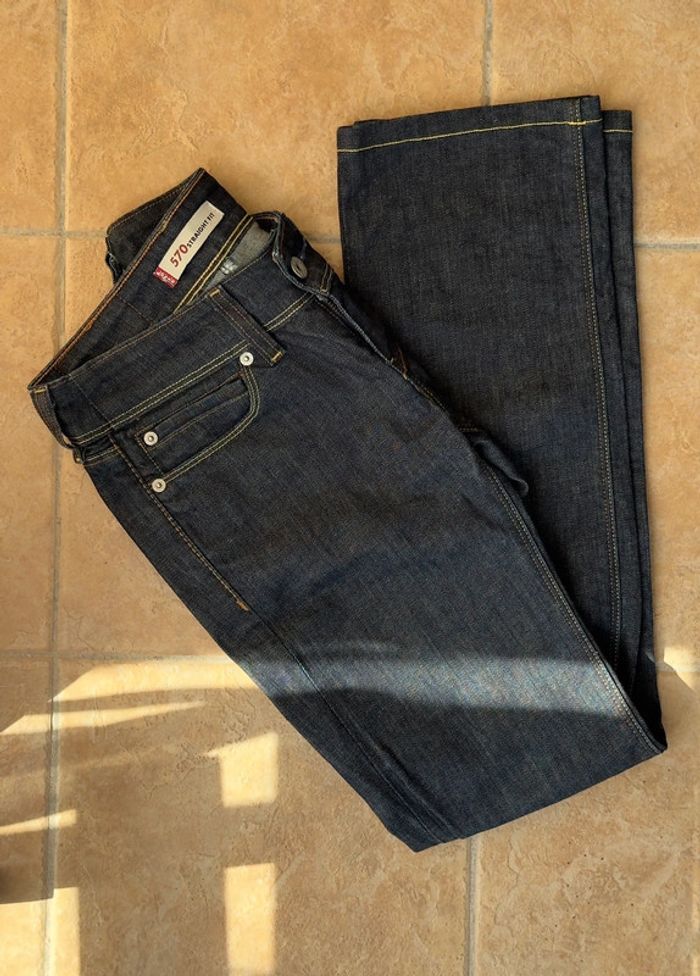 Jeans Levi’s 570 straight Fit taille 34 excellent état - photo numéro 2