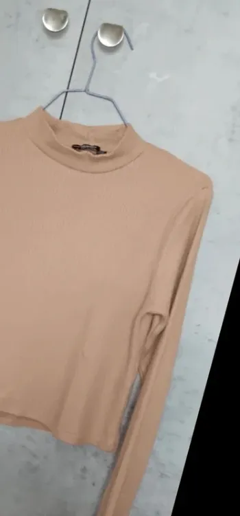 Pull type crop top