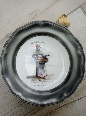Assiette de collection "Métiers du Vieux Paris" - Porcelaine et étain