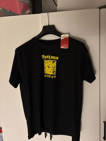 T-shirt Pokémon pikachu