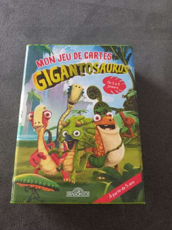 Mon jeu de cartes giganotosaurus dragon d or
