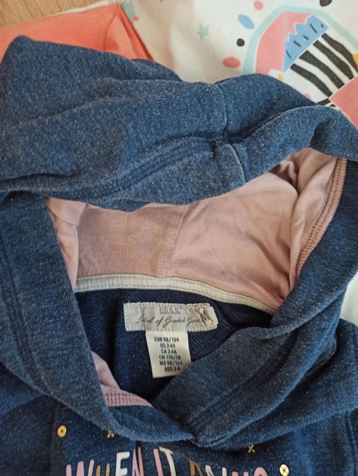 Sweat capuche taille 2/4 ans - photo numéro 2