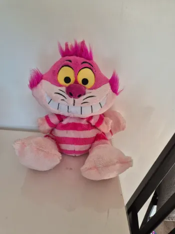 Peluche cheshire big feet