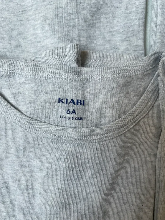 Lot de 4 t-shirts 6 ans - photo numéro 2