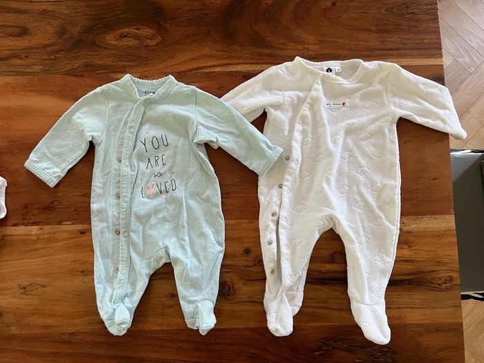 2 Pyjamas 1 mois fille