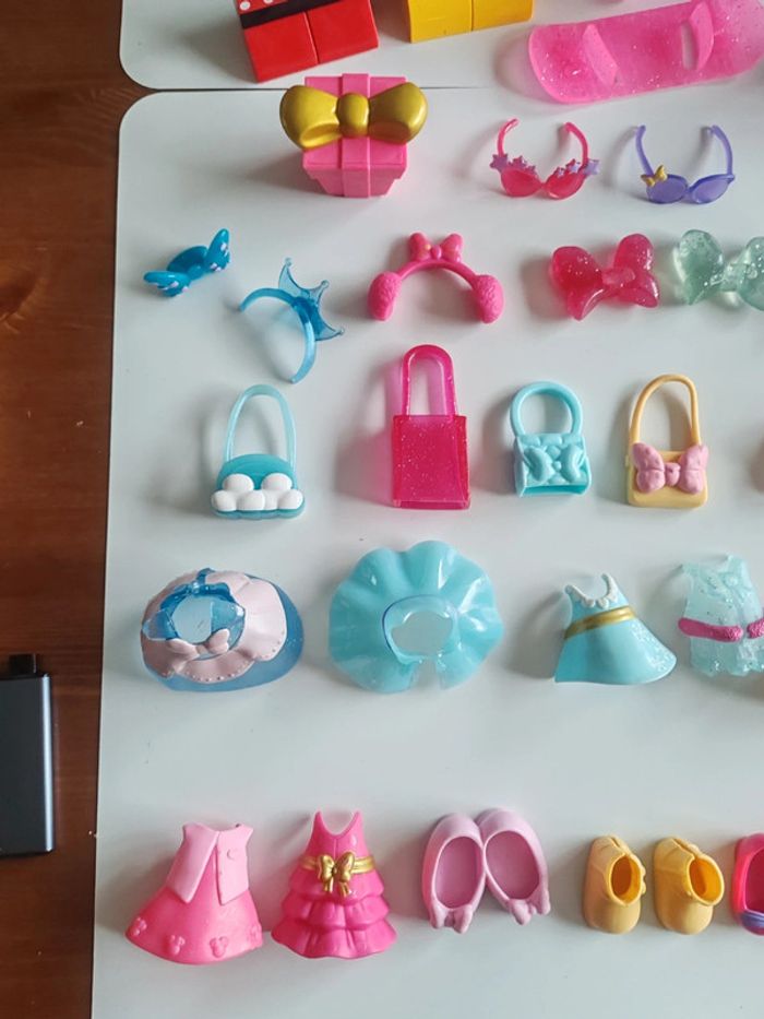 Figurines Minnie et ses accessoires - photo numéro 5