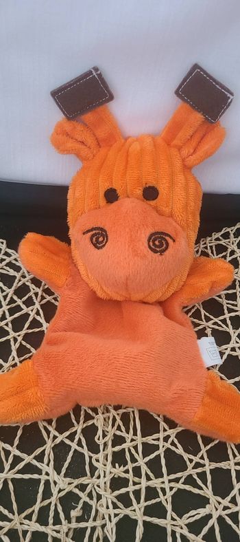 doudou girafe