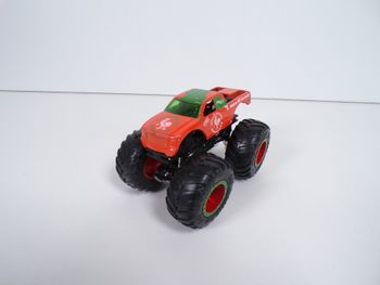 Monster Trucks - Hot Wheels - Sriracha Hot Chili Sauce (J2)