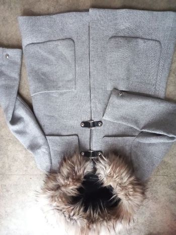 Capuche fausse fiurrure