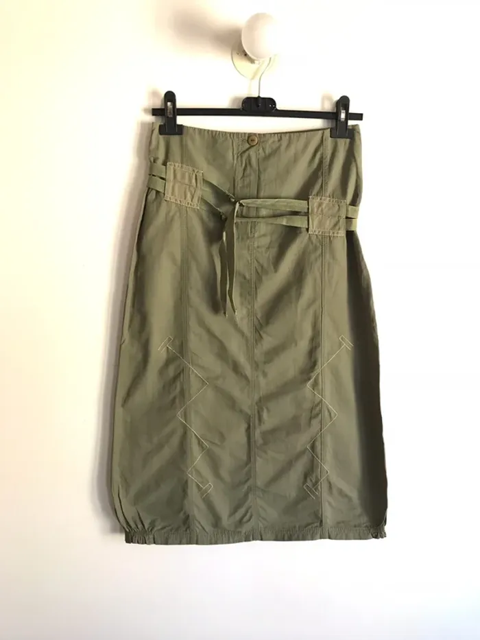 Jupe kaki 12 ans ou taille 34
