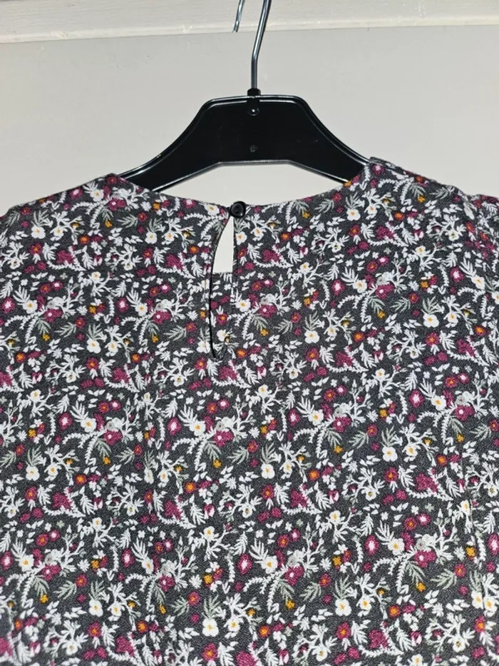 Robe fleurie 8 ans Gemo - photo numéro 4