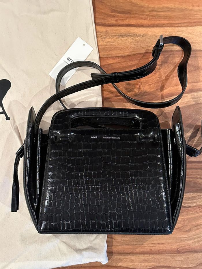 Sac à main en cuir effet croco Ami Paris neuf - photo numéro 2