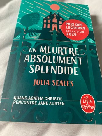 Un meurtre absolument splendide Julia Seales 
