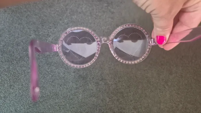 Lunettes cœurs violet strass - photo numéro 4